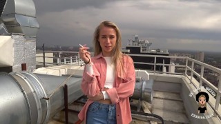 Lustful bitch almost swallowed a guy’s dick right on the street