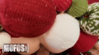 Mofos – Coco Lovelock Surprises Her Boyfriend With The Perfect Gift For Christmas.. Harley Haze